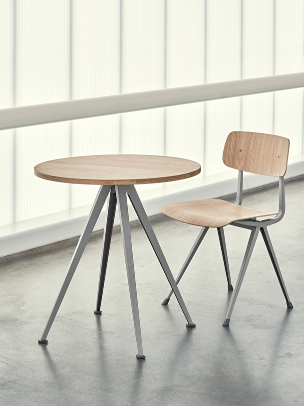 result light oak chair beige legs light oak