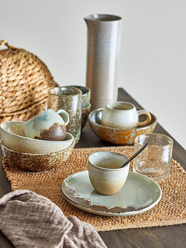 bowl pear acacia brown