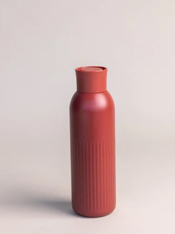 tekla thermal bottle push - sagaforms bordeaux