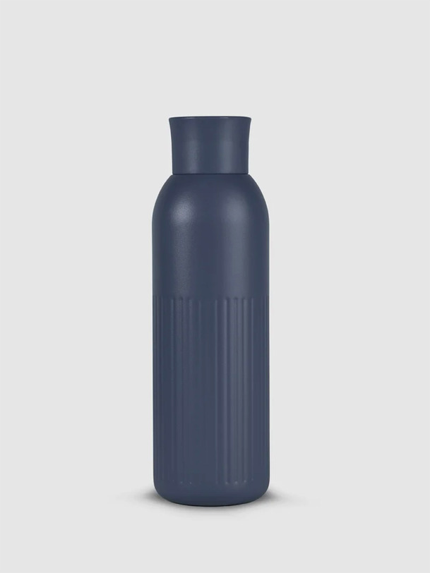 tekla thermal bottle push - sagaforms blue