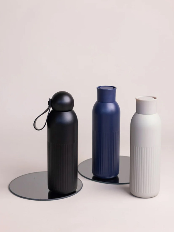 tekla thermal bottle push - sagaforms blue
