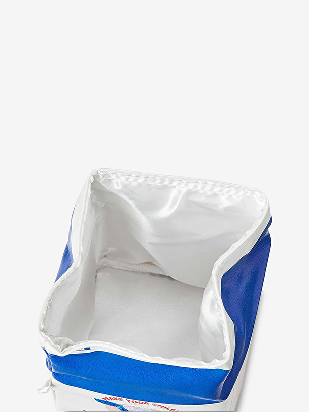 milk kit white