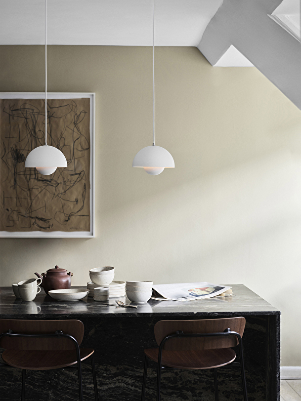 vp1 matt white pendant white