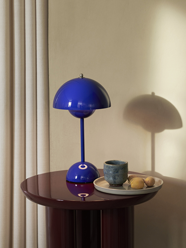 coffee table m cobalt