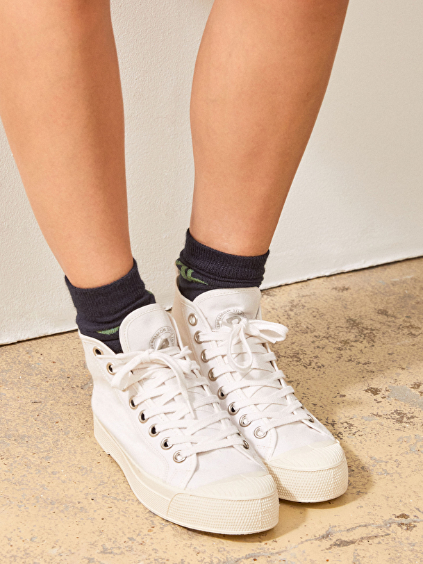 stella b79 women white