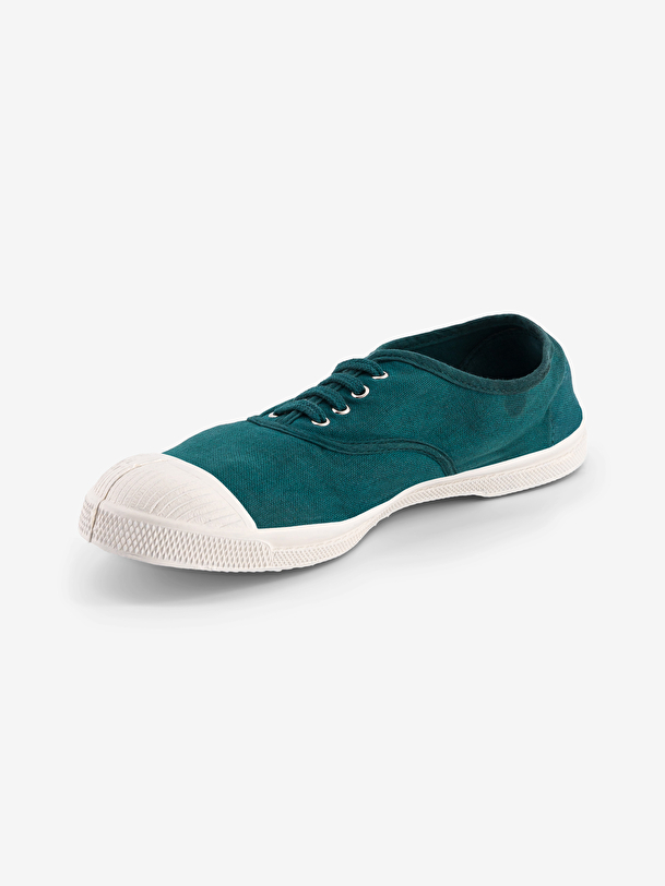 women laces tennis capri