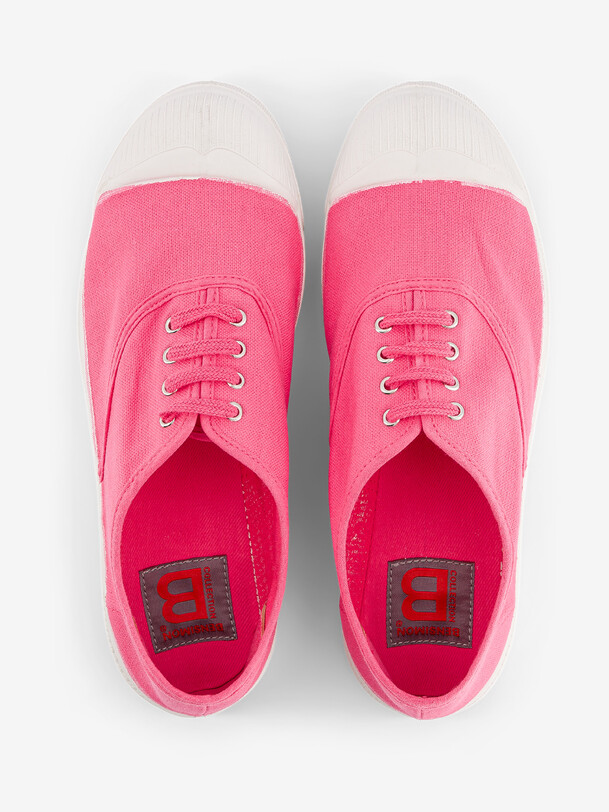 women laces tennis azalea