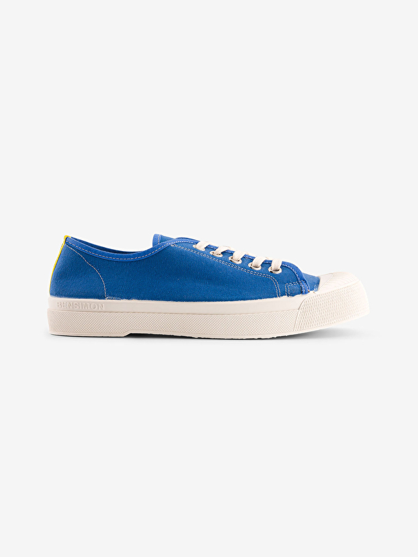 b79 romy women ocean