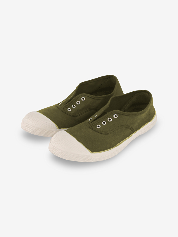 woman elly tennis khaki
