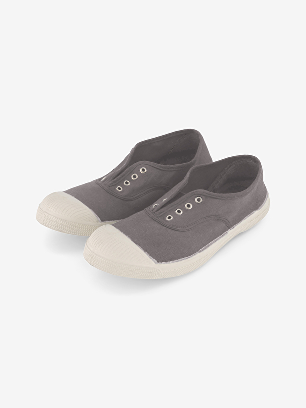 tennis elly woman grey
