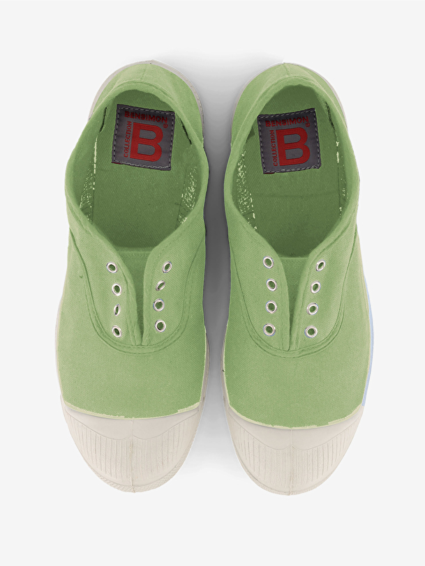 woman elly tennis pomme